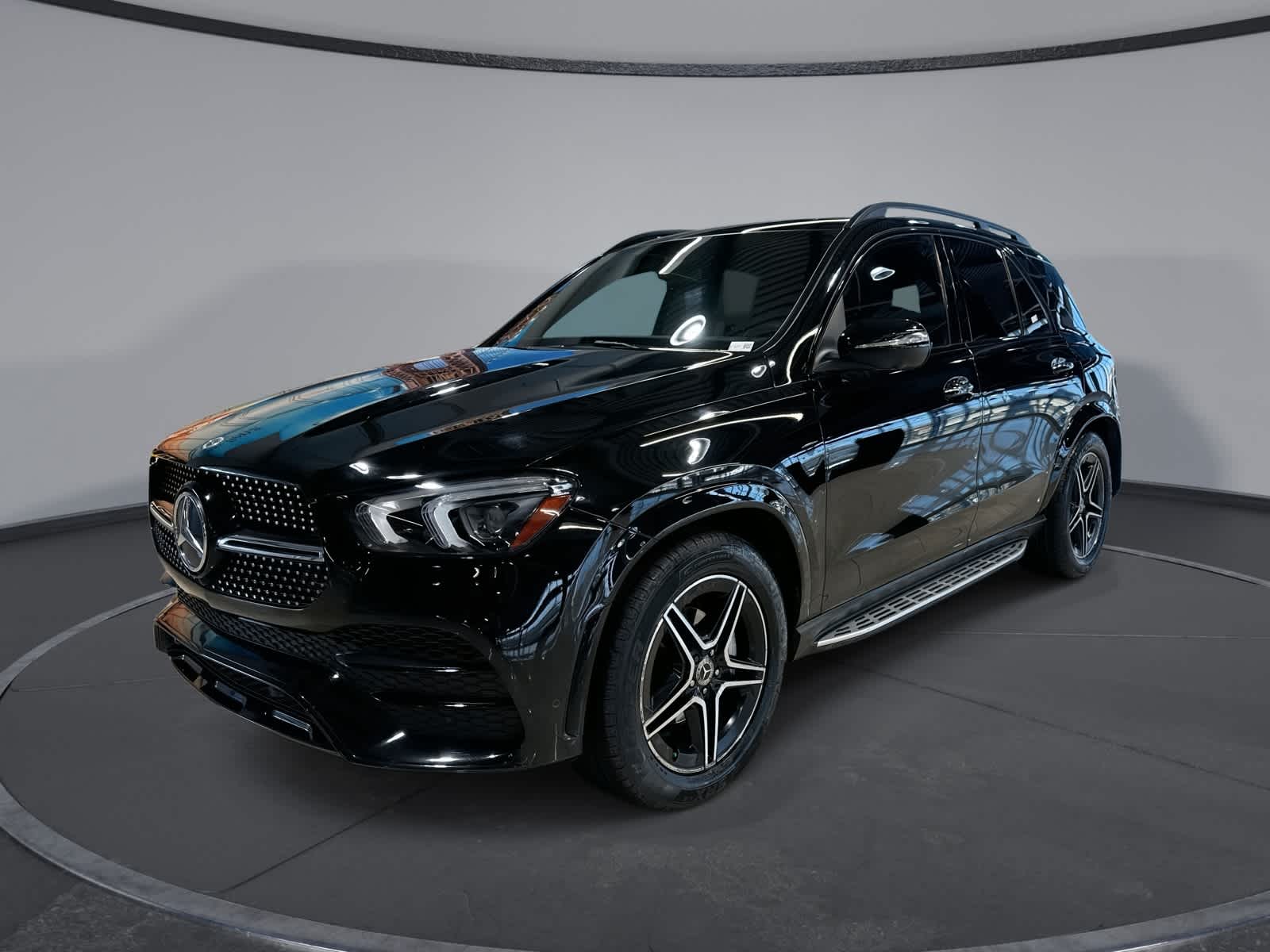 Thumbnail: 2022 Mercedes-Benz GLE - 1