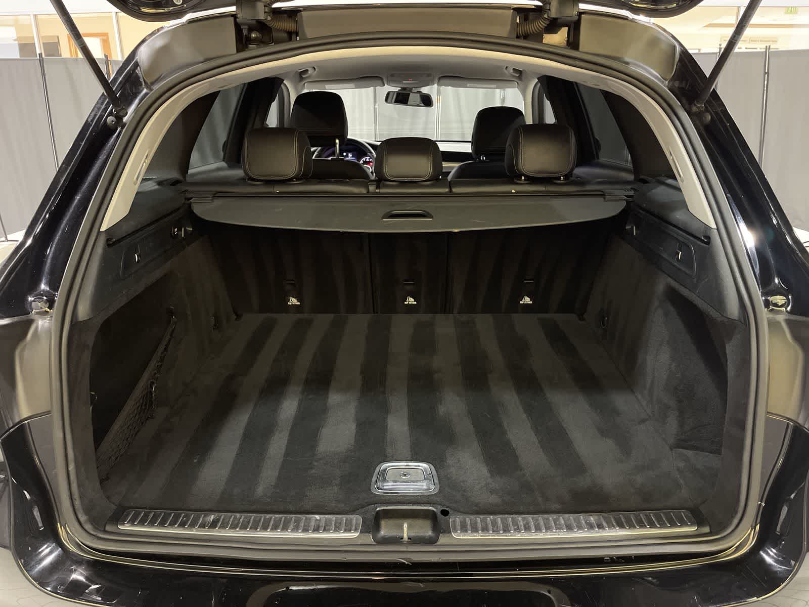 Thumbnail: 2016 Mercedes-Benz GLC - 31