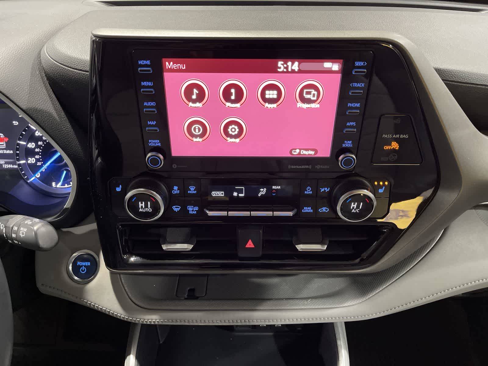 Thumbnail: 2020 Toyota Highlander - 28