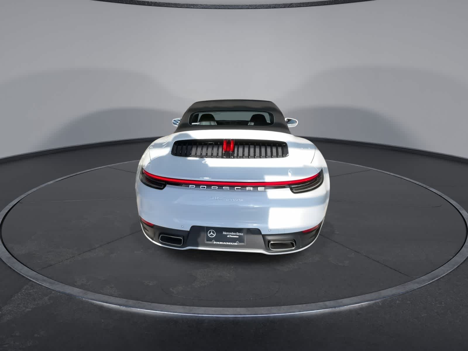 Thumbnail: 2020 Porsche 911 - 10