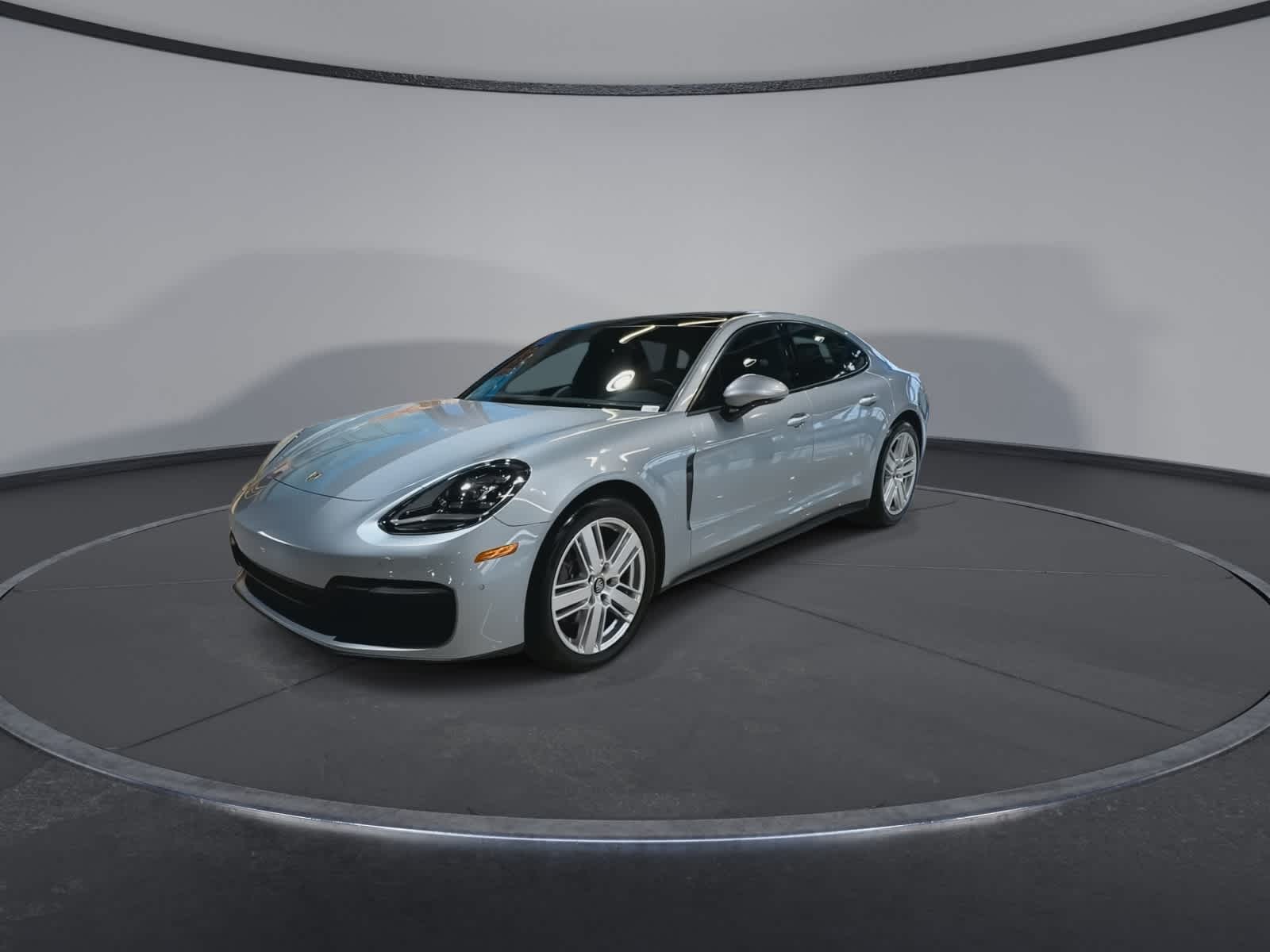 Thumbnail: 2023 Porsche Panamera - 5