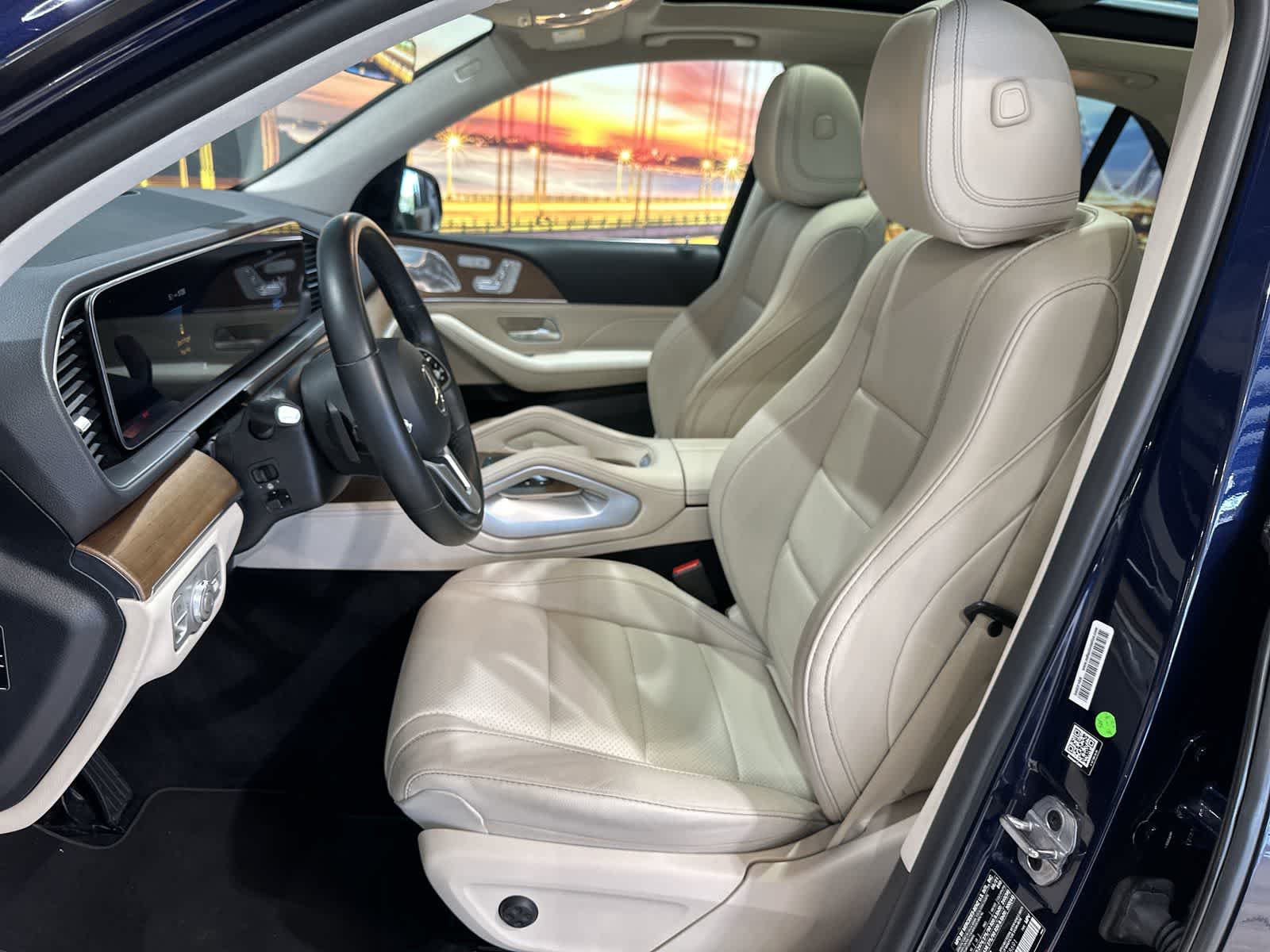 Thumbnail: 2021 Mercedes-Benz GLE - 23