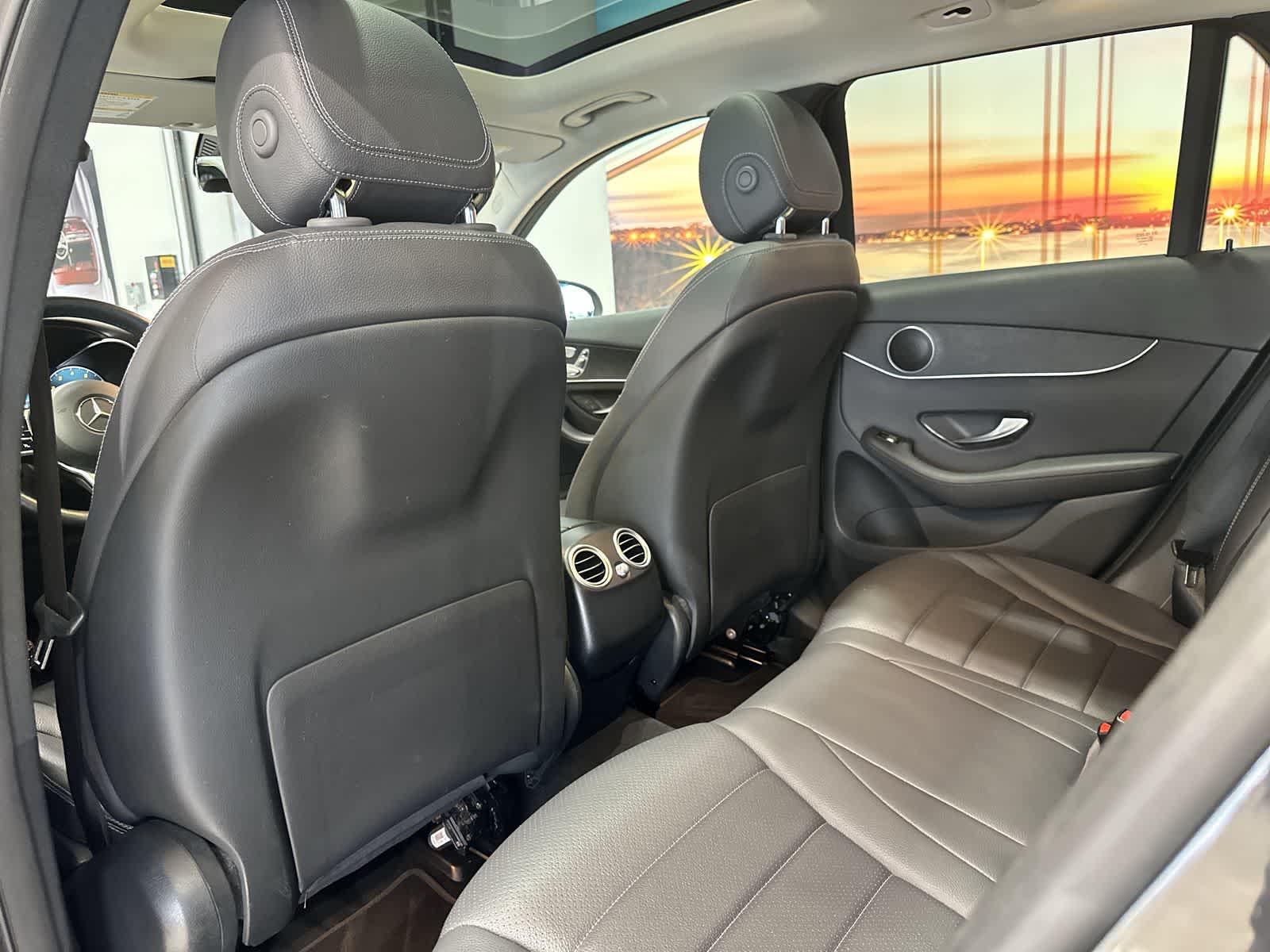 Thumbnail: 2021 Mercedes-Benz GLC - 24