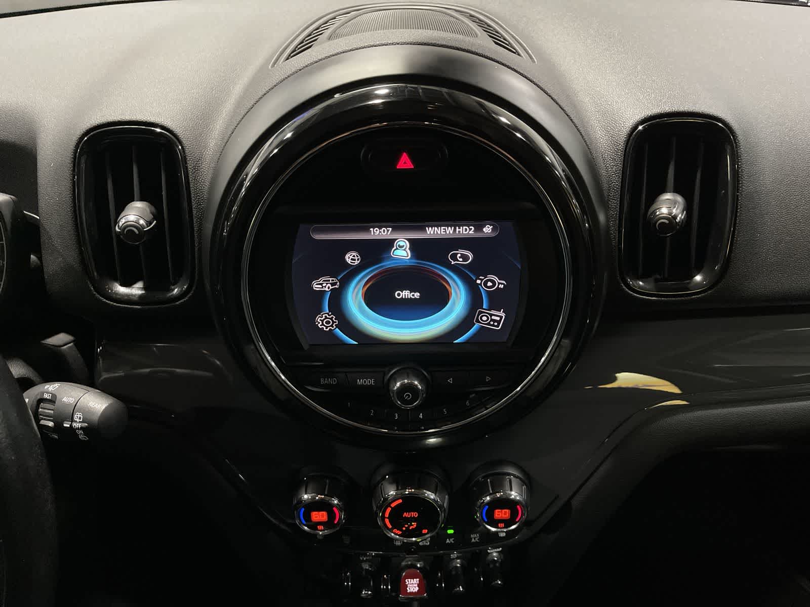 Thumbnail: 2018 MINI Cooper Countryman - 28