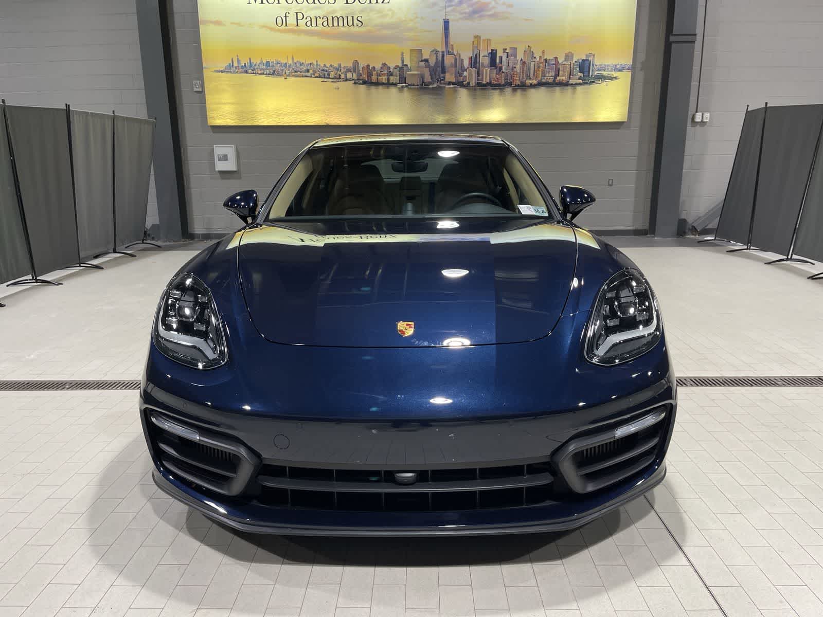 Thumbnail: 2022 Porsche Panamera - 18