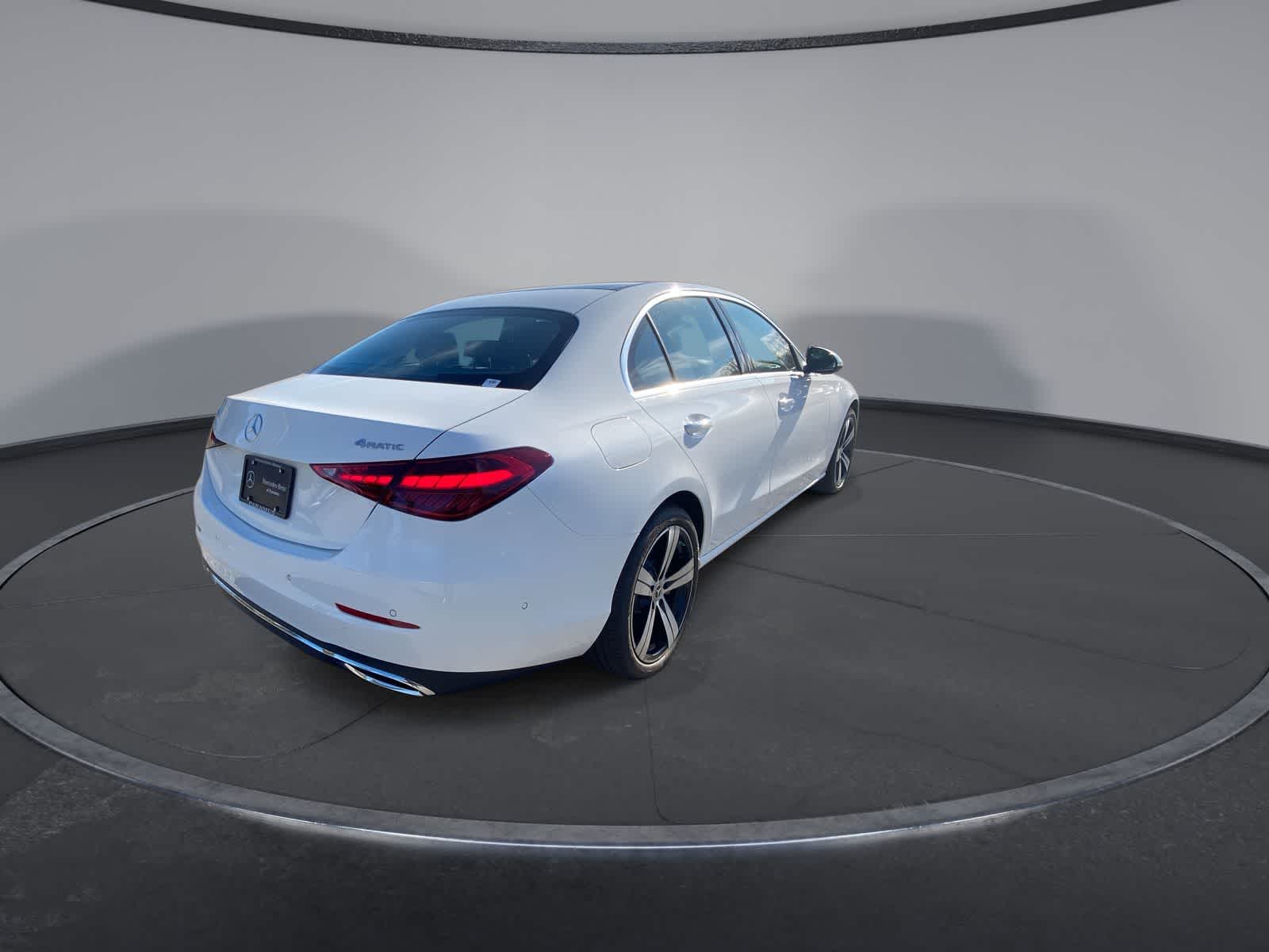 Thumbnail: 2025 Mercedes-Benz C-Class - 8