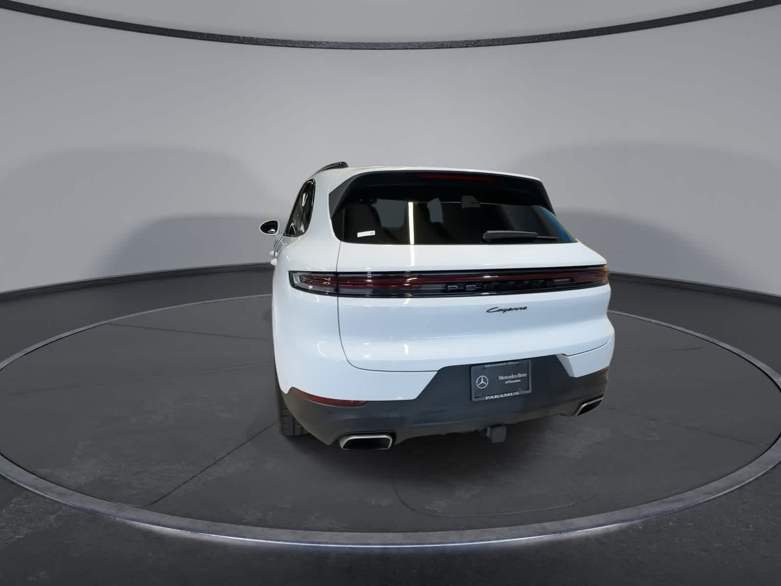 Thumbnail: 2024 Porsche Cayenne - 8