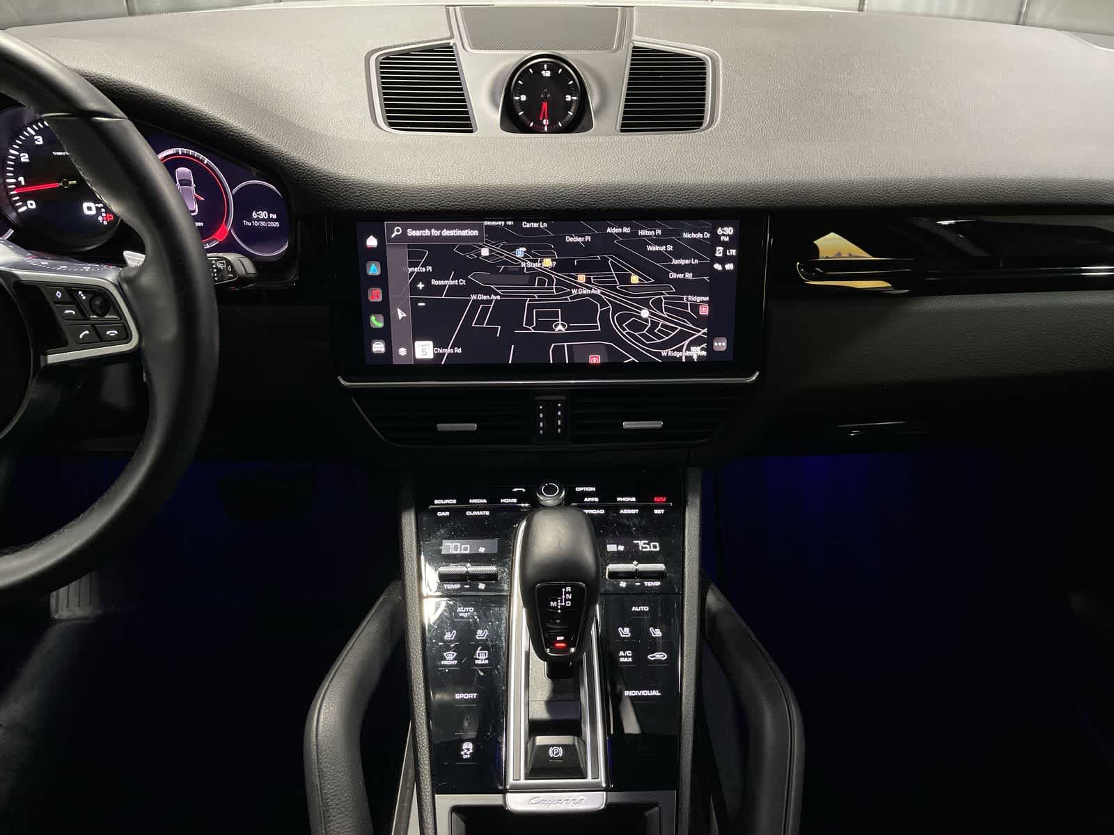 Thumbnail: 2023 Porsche Cayenne - 28