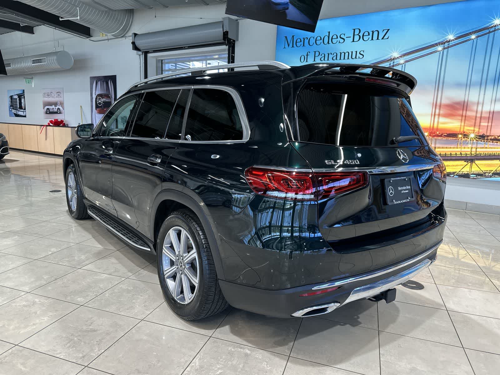 Thumbnail: 2022 Mercedes-Benz GLS - 16