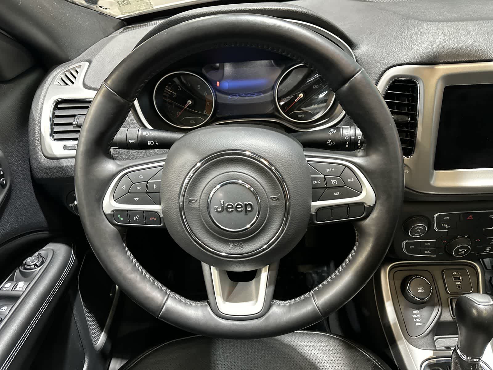 Thumbnail: 2020 Jeep Compass - 27