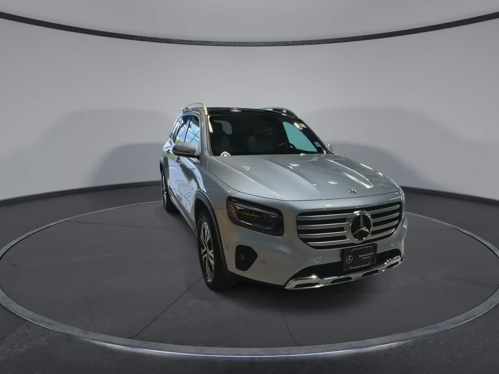 Thumbnail: 2026 Mercedes-Benz GLB - 3