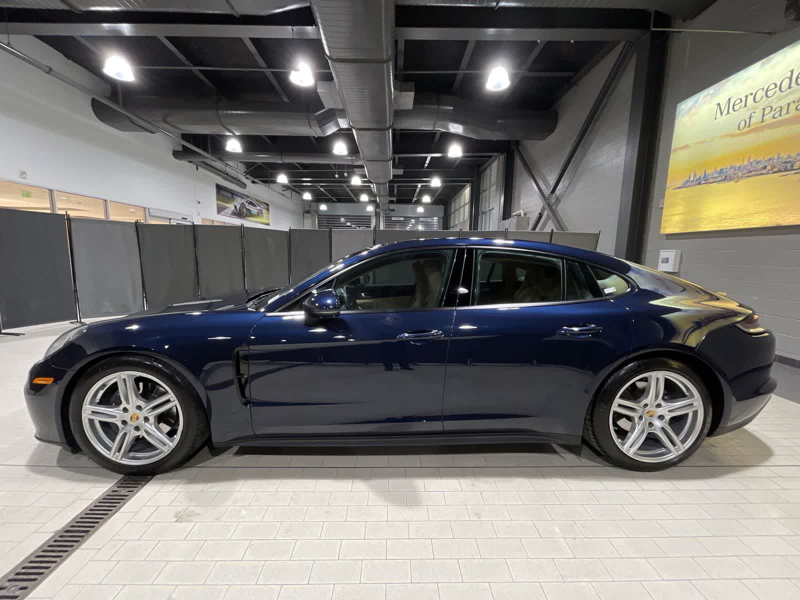 Thumbnail: 2022 Porsche Panamera - 15