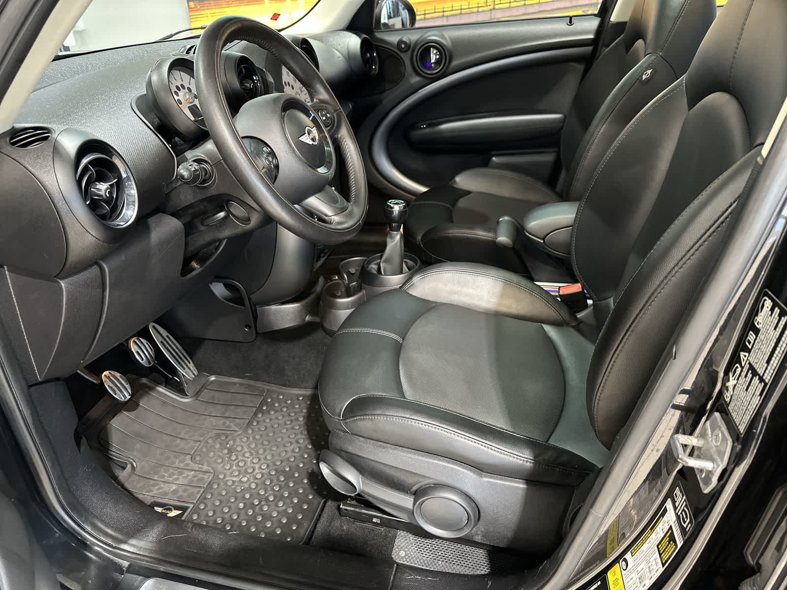 Thumbnail: 2014 MINI Cooper Countryman - 14