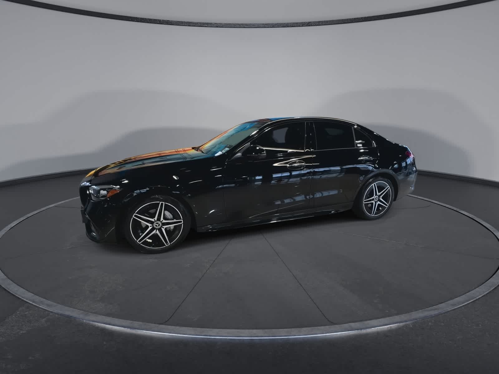 Thumbnail: 2024 Mercedes-Benz C-Class - 6