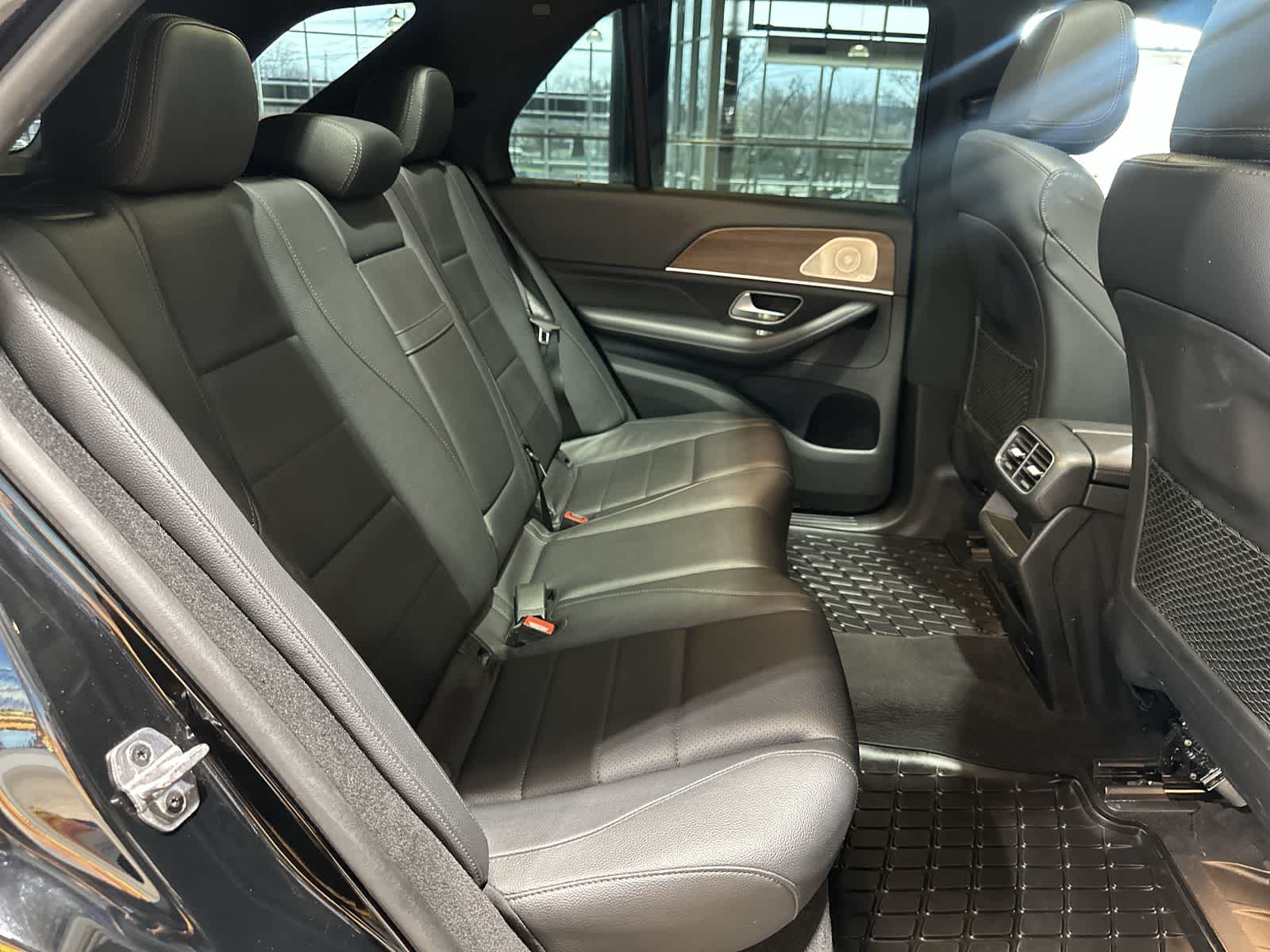 Thumbnail: 2022 Mercedes-Benz GLE - 25