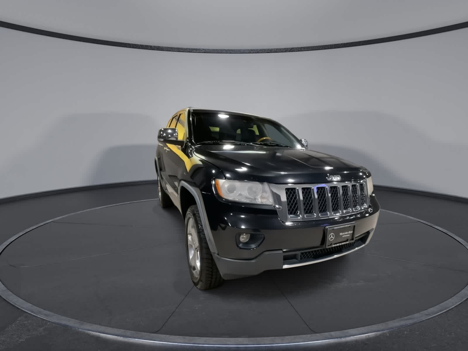 Thumbnail: 2011 Jeep Grand Cherokee - 3