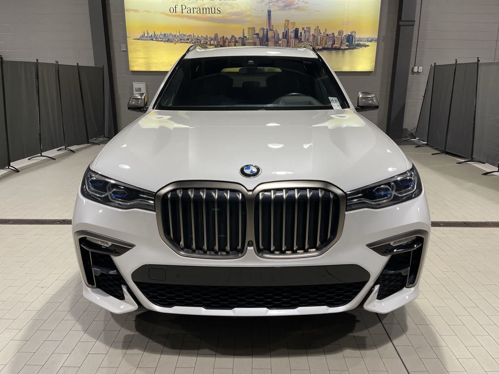 Thumbnail: 2022 BMW X7 - 18