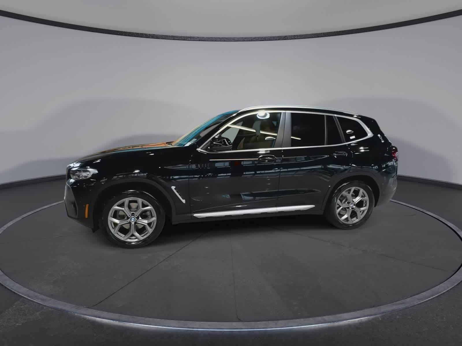 Thumbnail: 2023 BMW X3 - 6