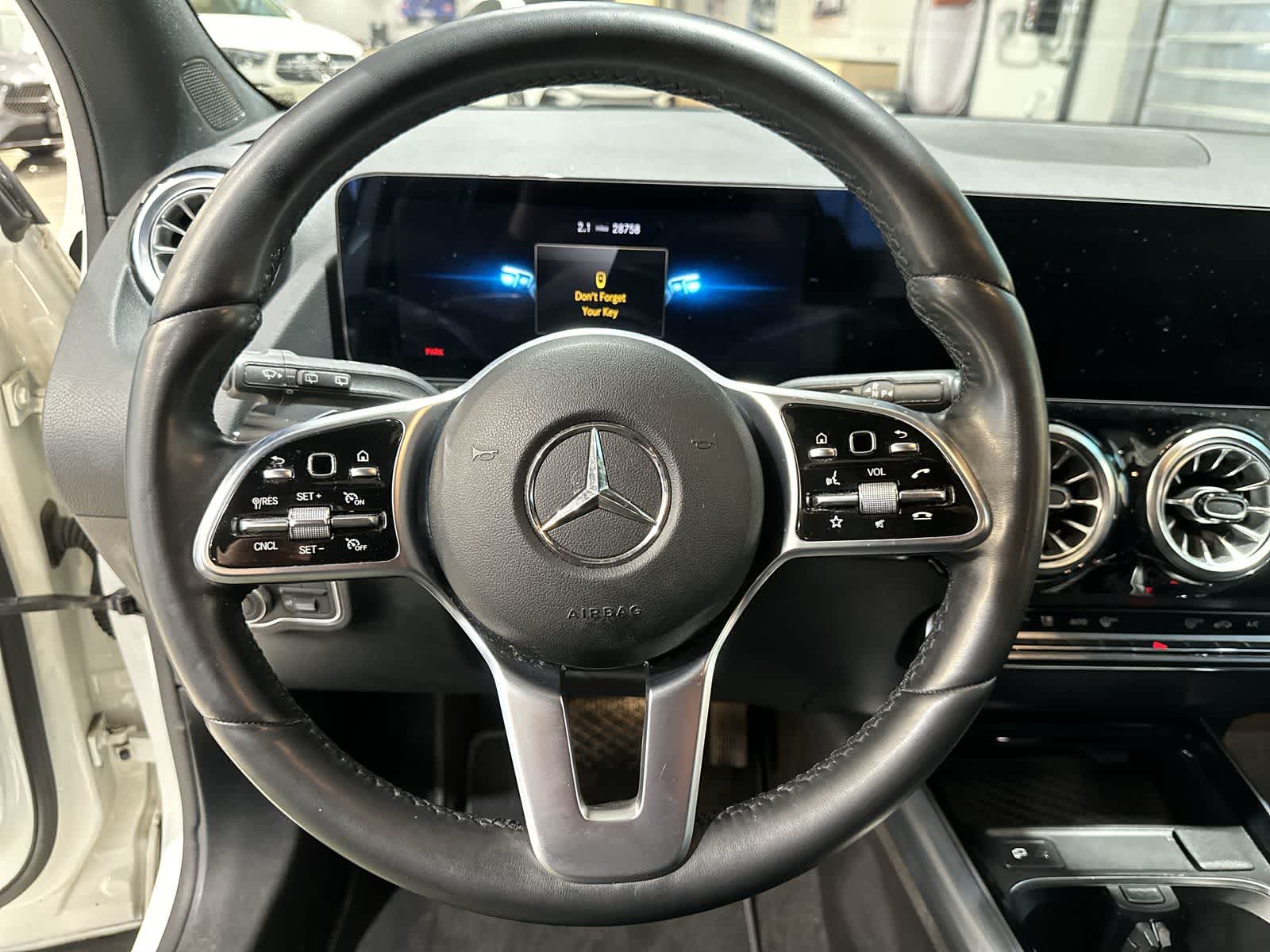 Thumbnail: 2023 Mercedes-Benz GLA - 27