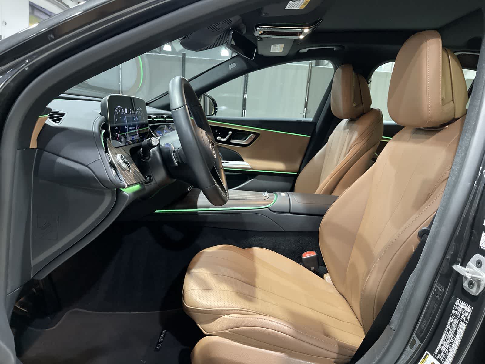 Thumbnail: 2025 Mercedes-Benz E-Class - 23