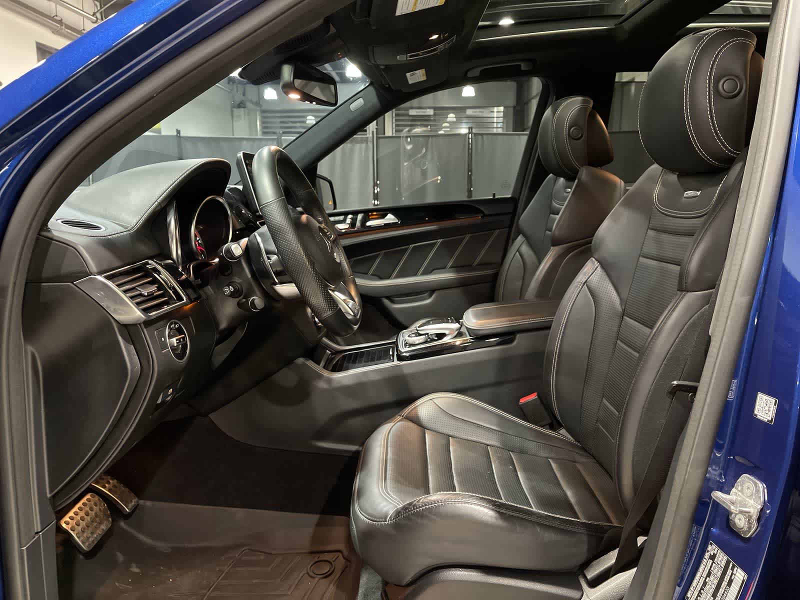 Thumbnail: 2019 Mercedes-Benz GL-Class - 14