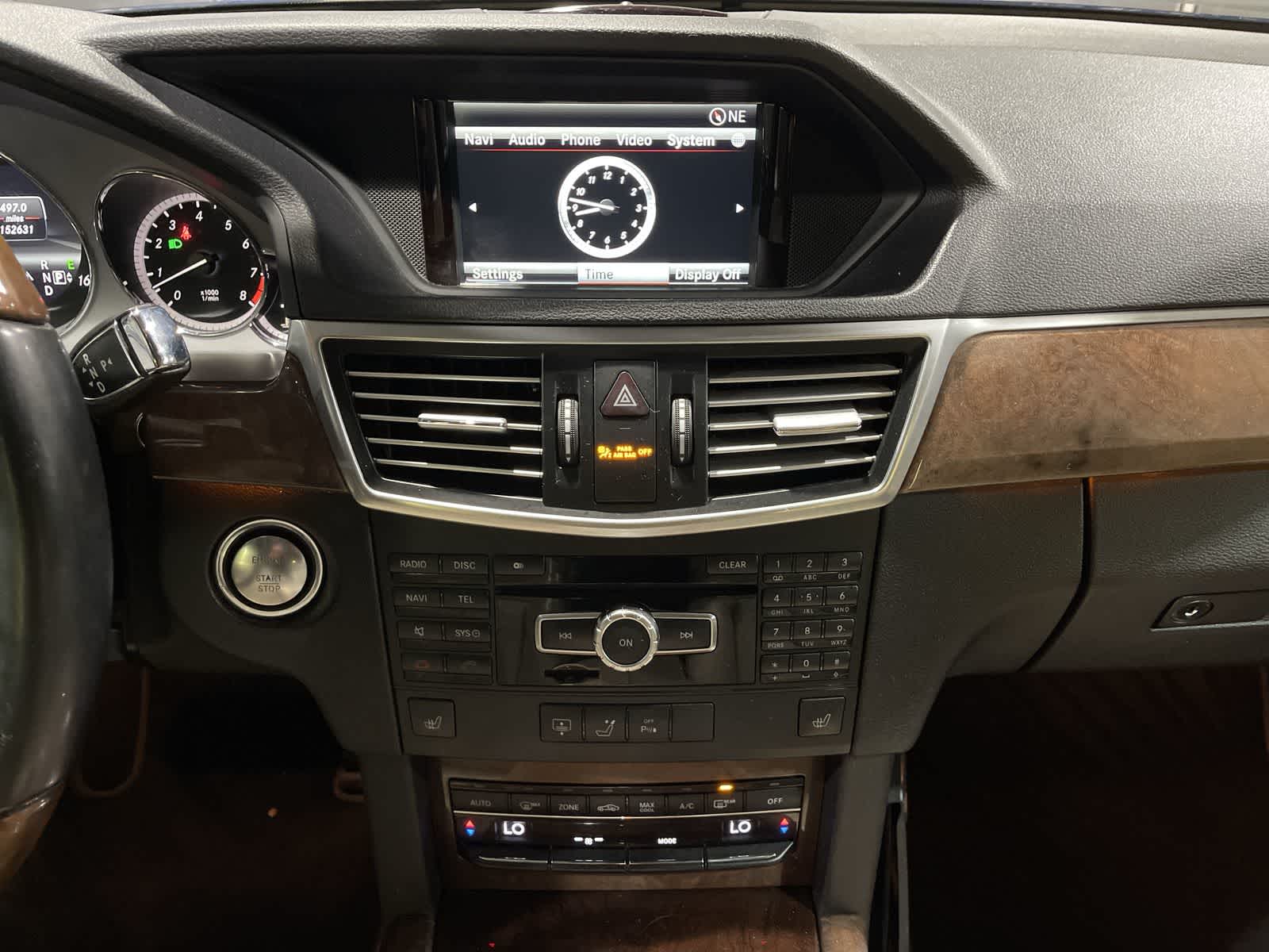 Thumbnail: 2013 Mercedes-Benz E-Class - 28