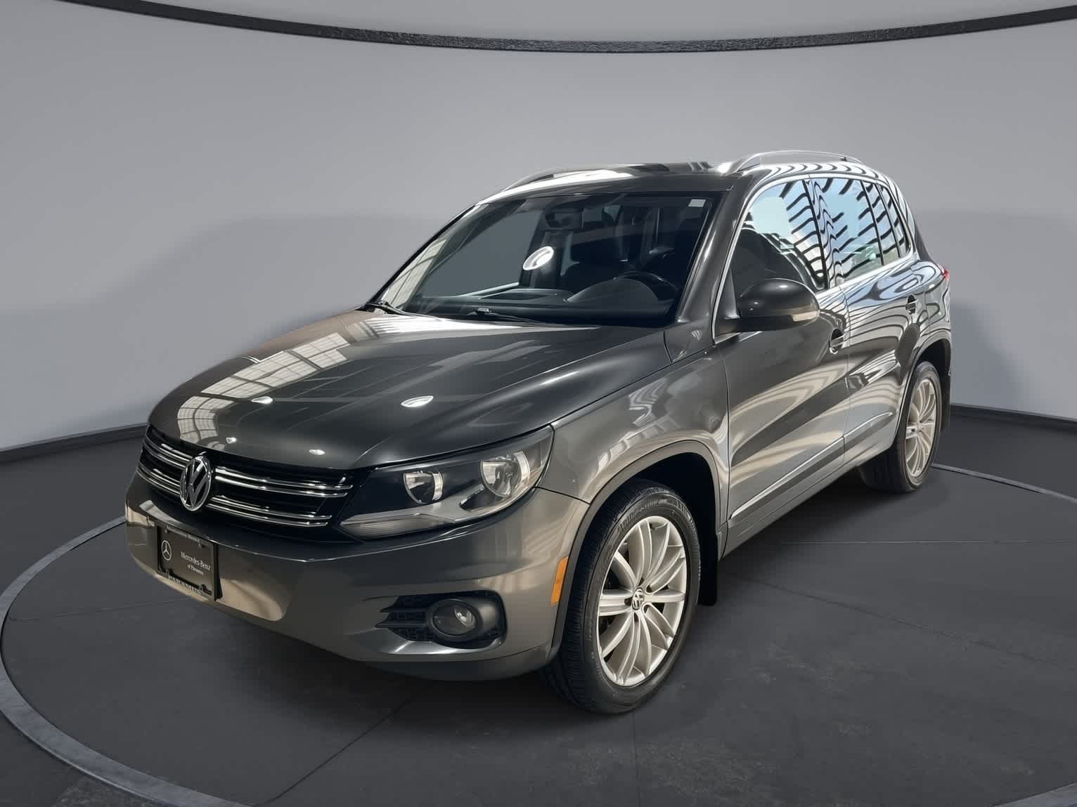 2012 Volkswagen Tiguan SE -
                  Paramus, NJ