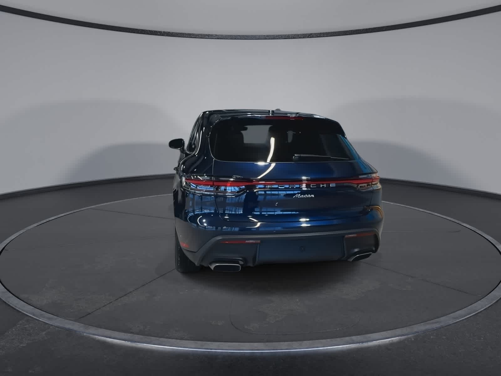 Thumbnail: 2022 Porsche Macan - 9