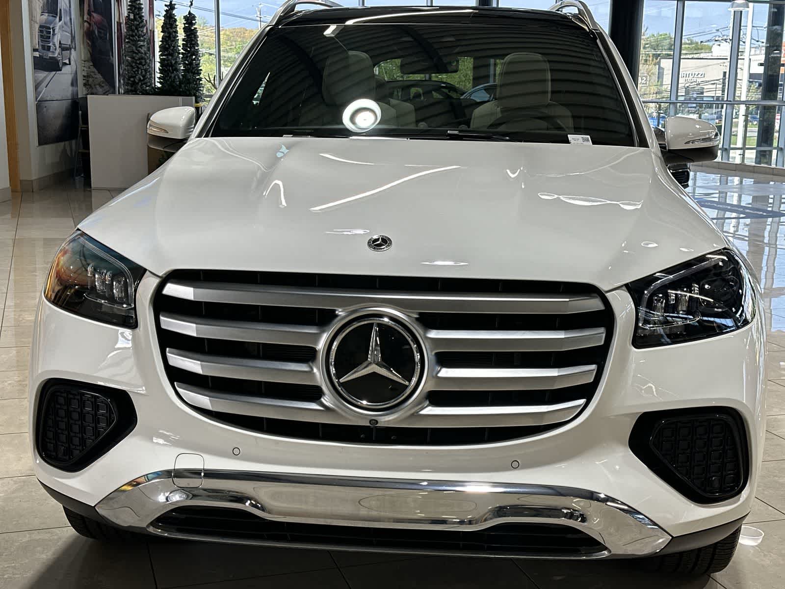 Thumbnail: 2025 Mercedes-Benz GLS - 18