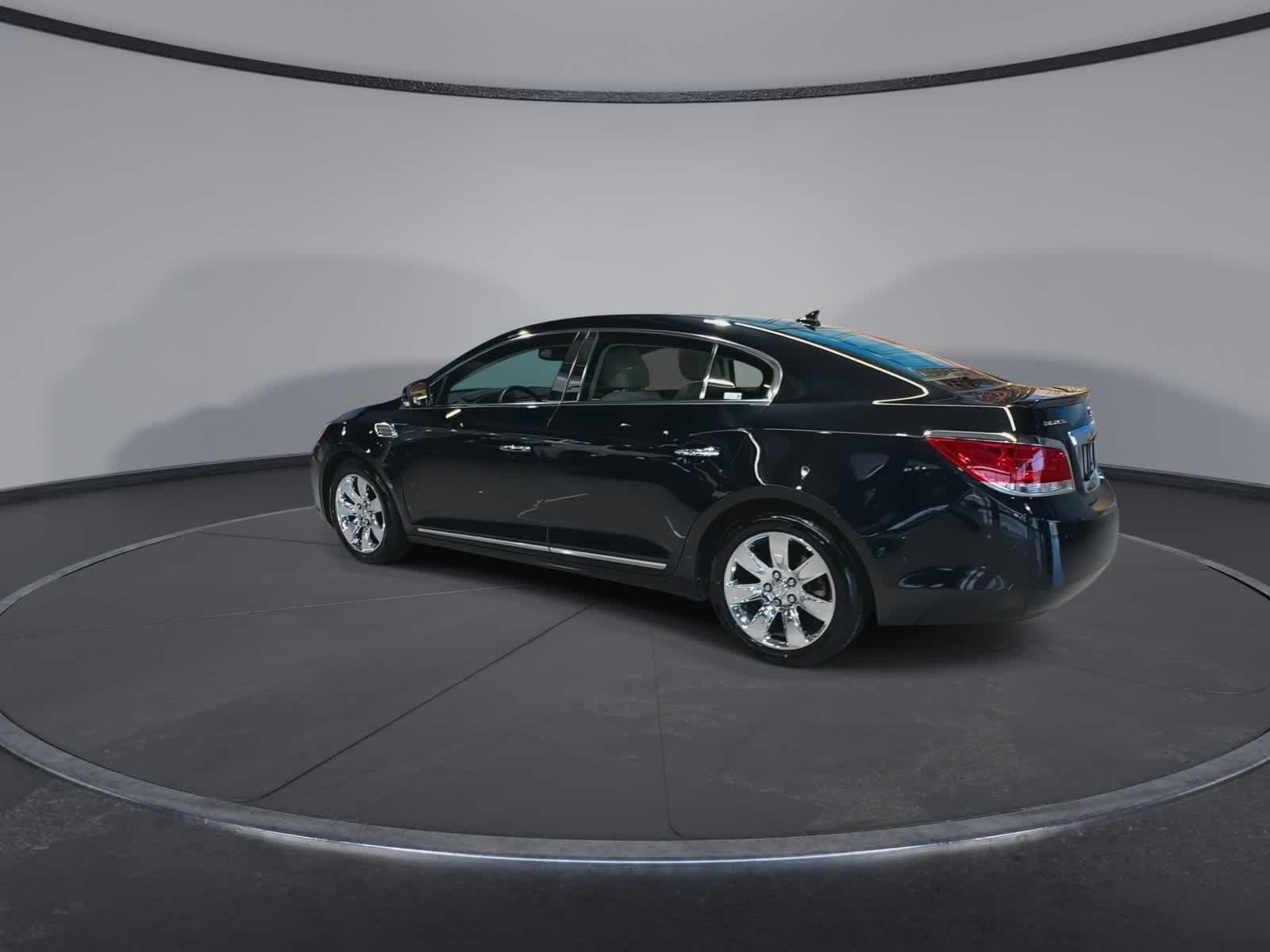 Thumbnail: 2010 Buick LaCrosse - 10