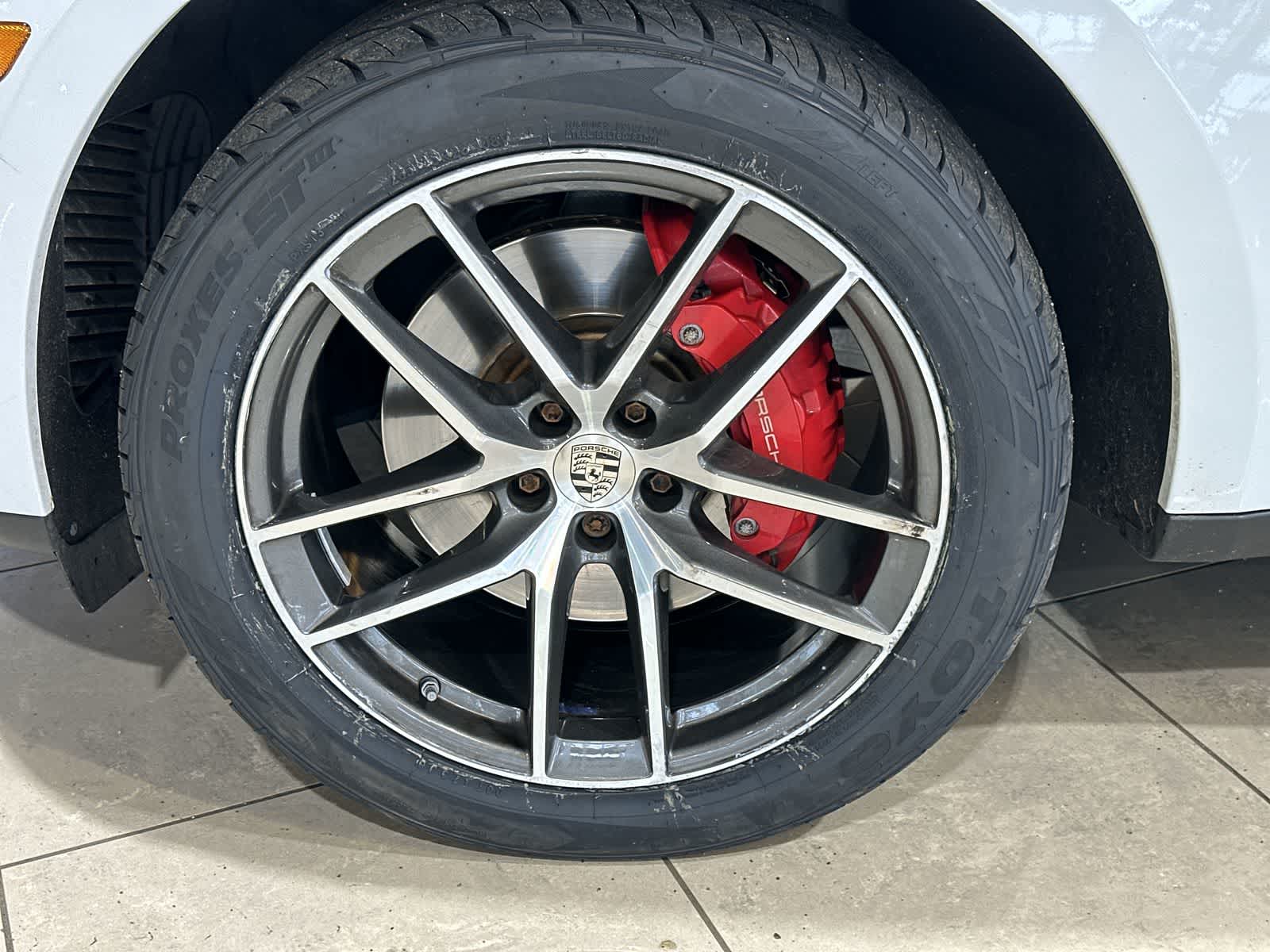 Thumbnail: 2023 Porsche Macan - 20