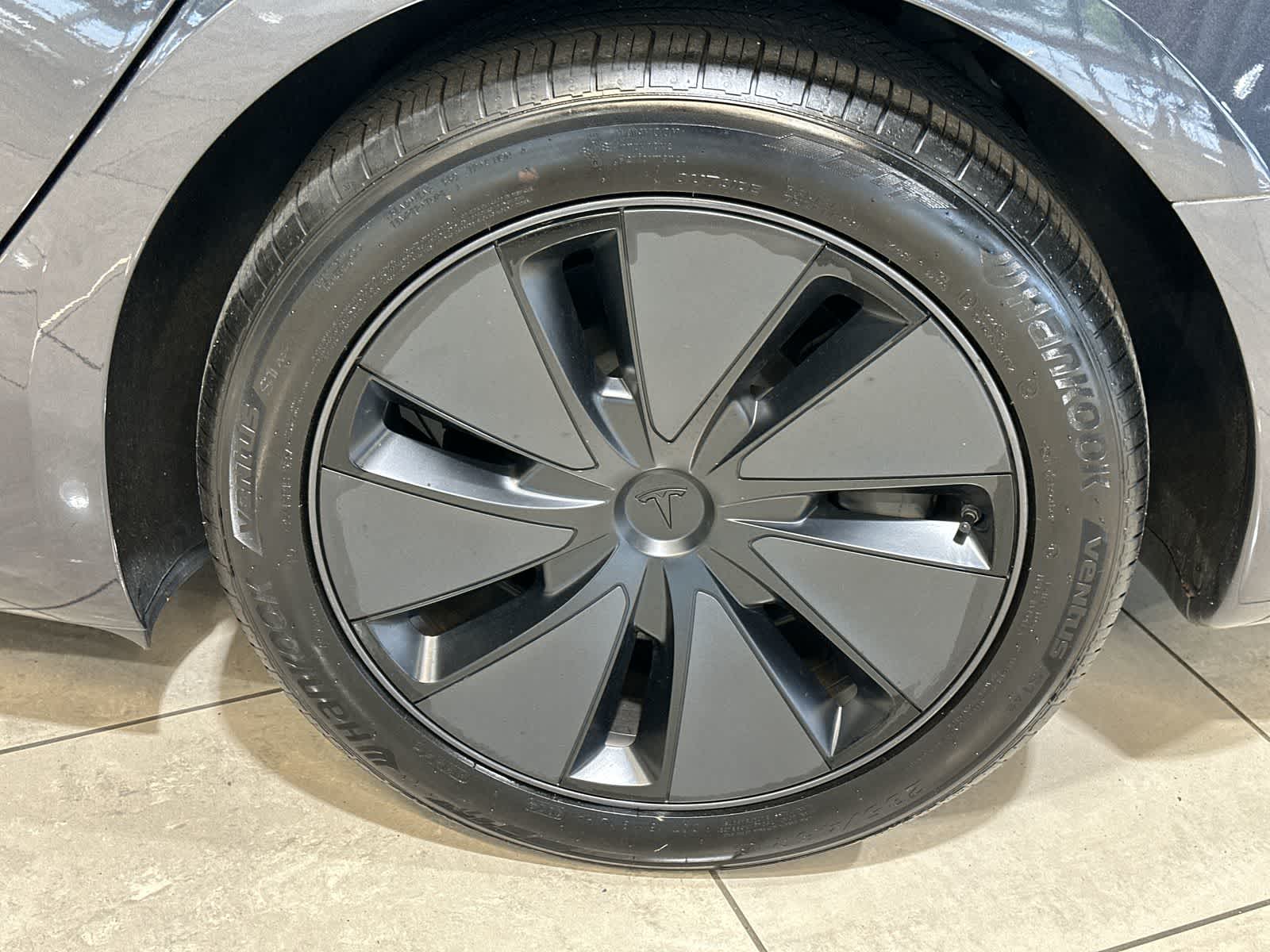 Thumbnail: 2024 Tesla Model 3 - 20
