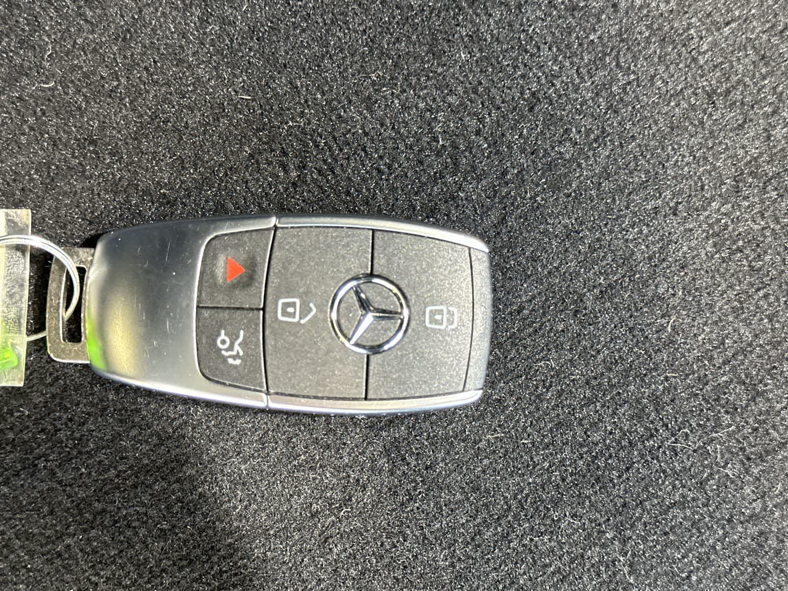 Thumbnail: 2026 Mercedes-Benz GLB - 32