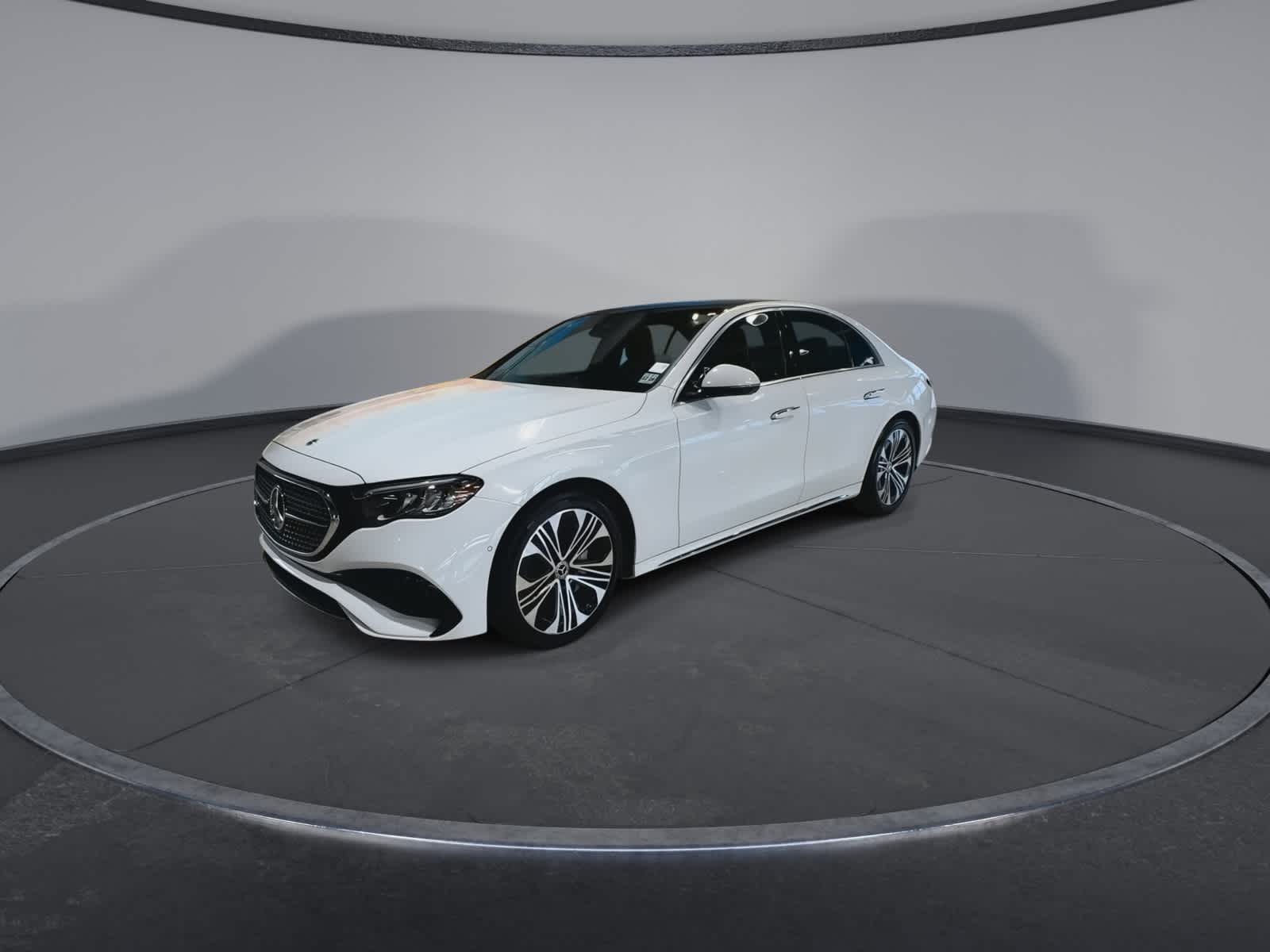 Thumbnail: 2025 Mercedes-Benz E-Class - 5