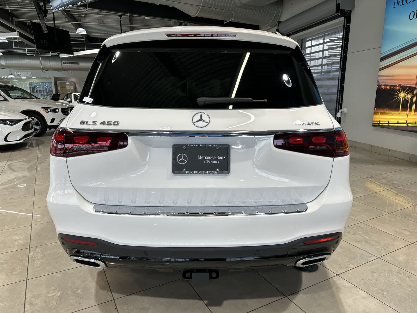 Thumbnail: 2025 Mercedes-Benz GLS - 17