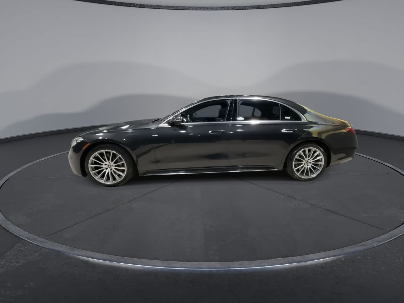 Thumbnail: 2022 Mercedes-Benz S-Class - 7