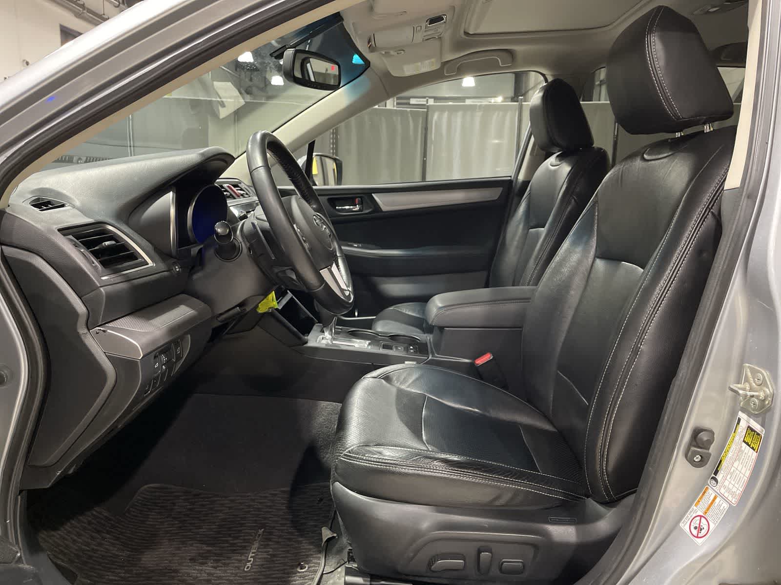 Thumbnail: 2015 Subaru Outback - 14