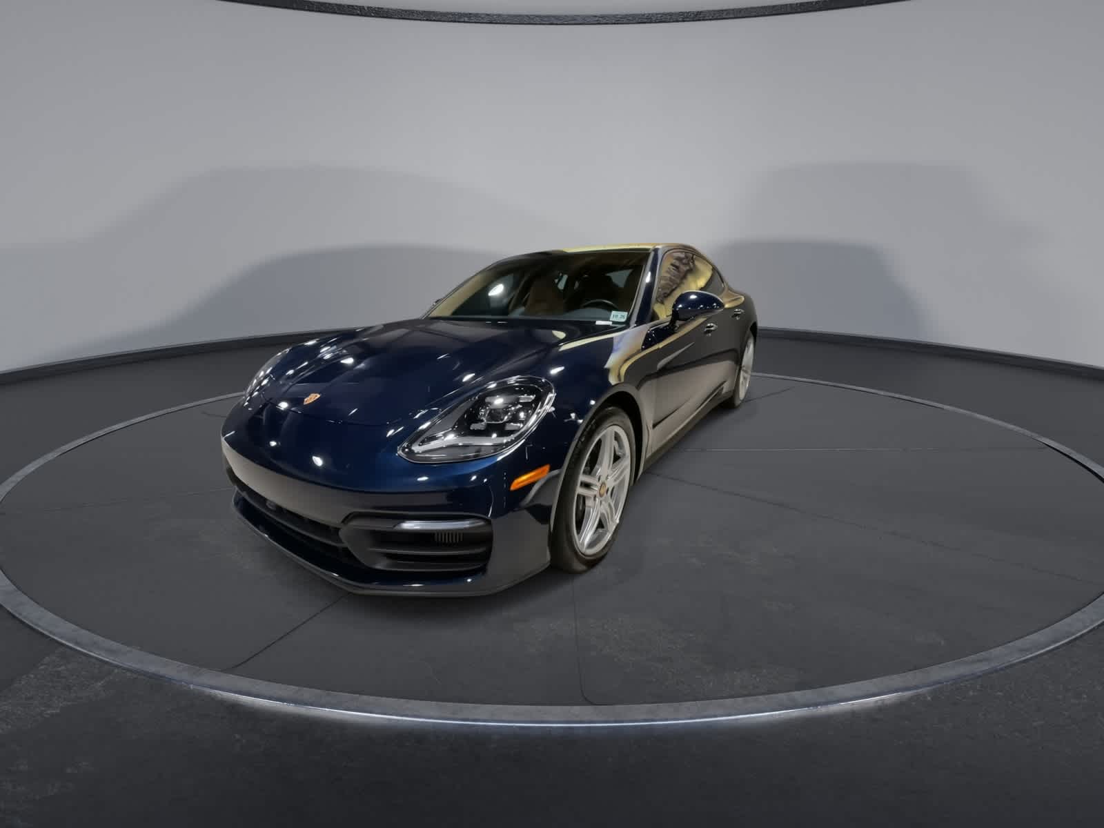 Thumbnail: 2022 Porsche Panamera - 5