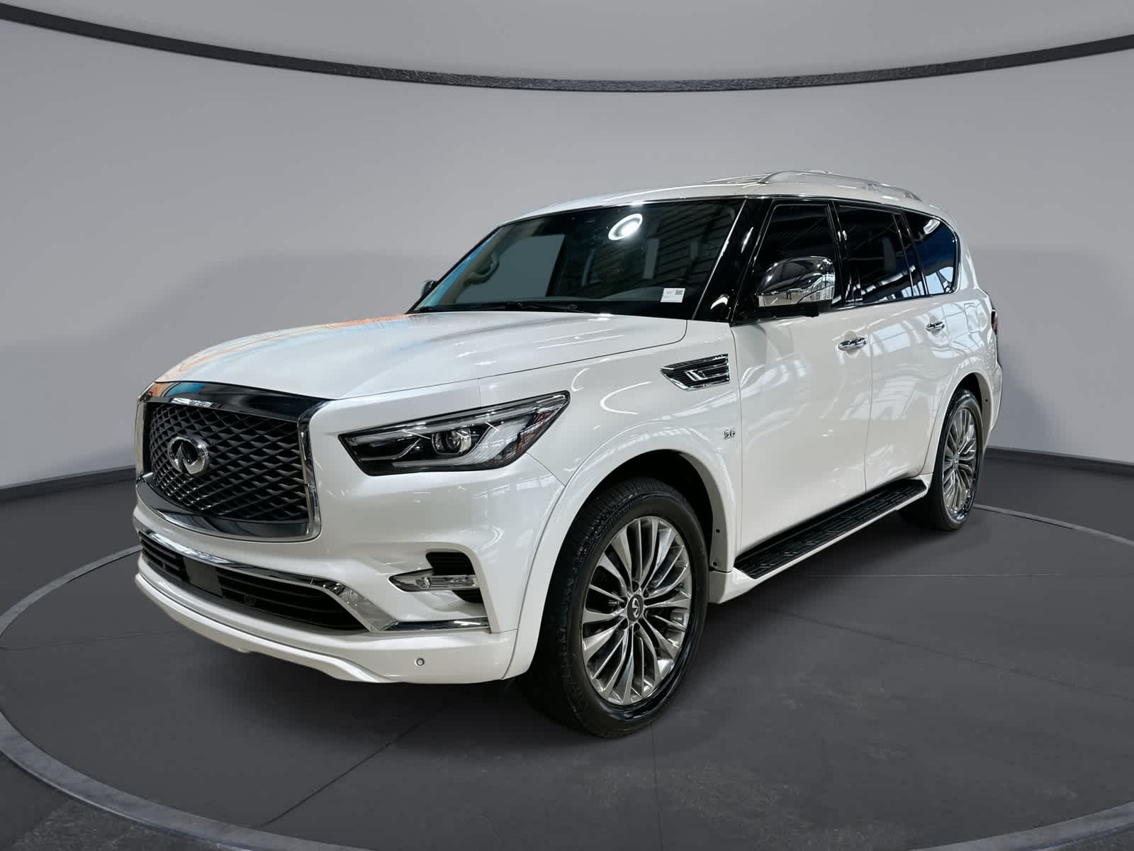 2019 INFINITI QX80 Luxe -
                  Paramus, NJ