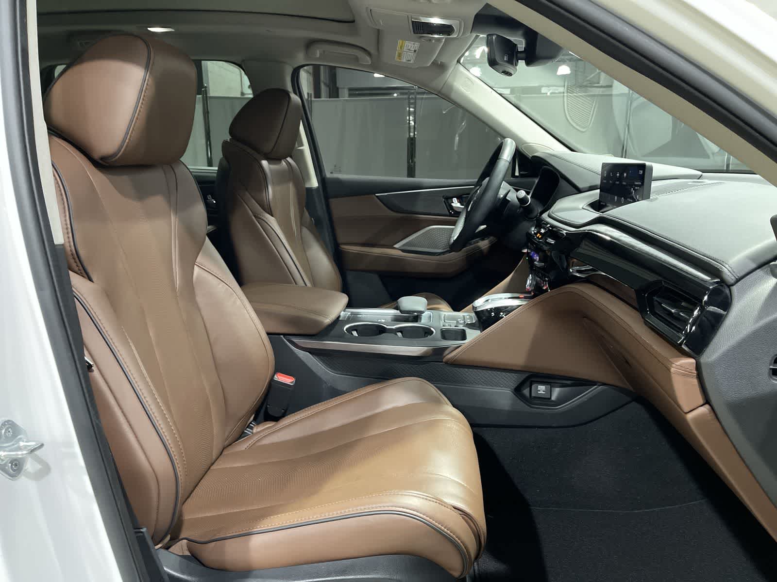 Thumbnail: 2023 Acura MDX - 26