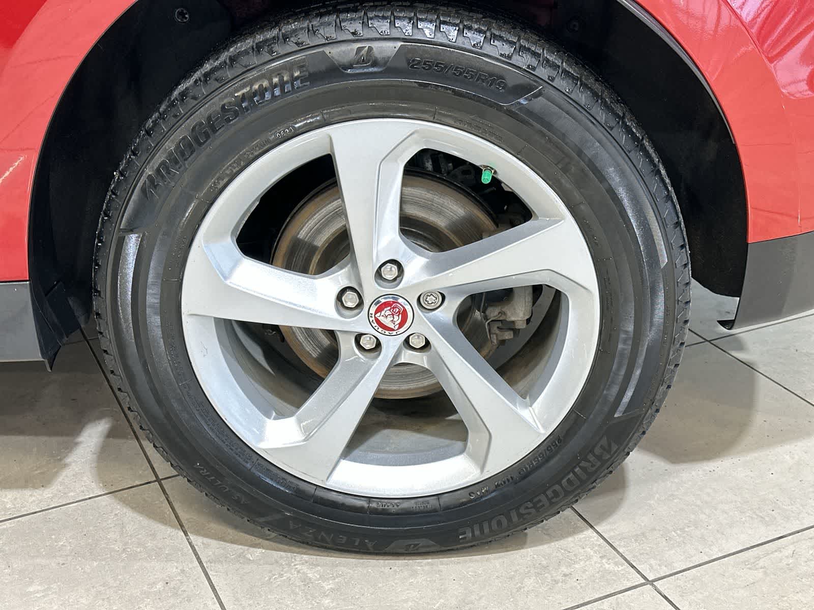 Thumbnail: 2020 Jaguar F-Pace - 20