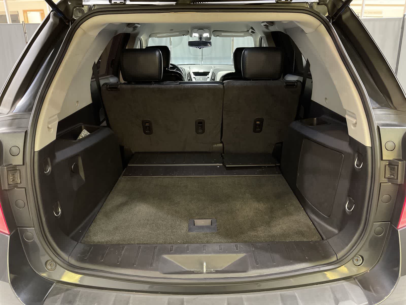 Thumbnail: 2011 Chevrolet Equinox - 31