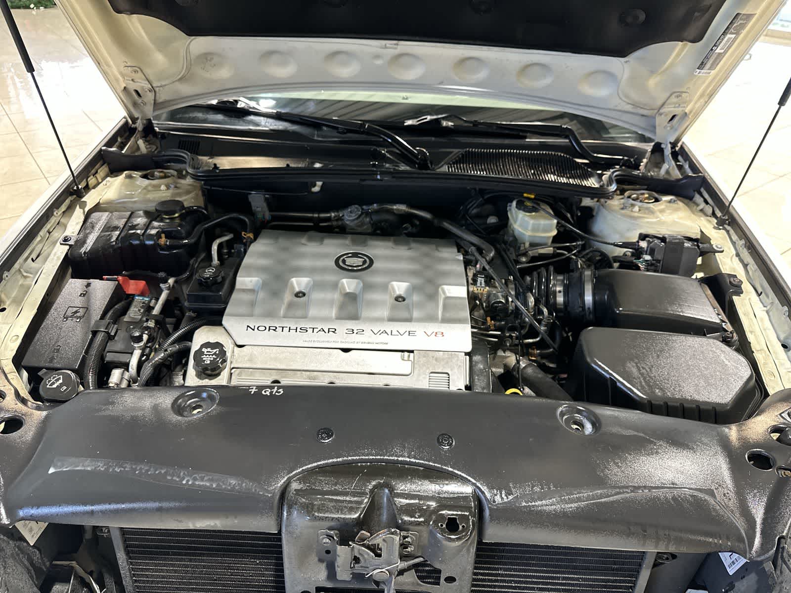 Thumbnail: 2003 Cadillac DeVille - 21