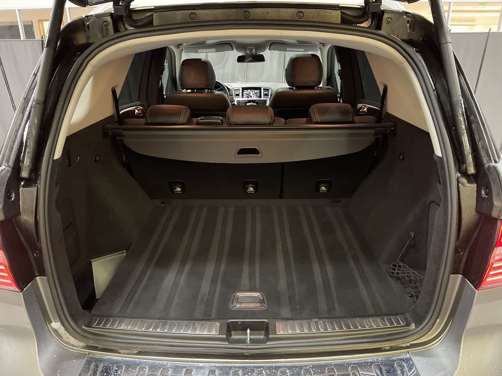 Thumbnail: 2013 Mercedes-Benz M-Class - 31