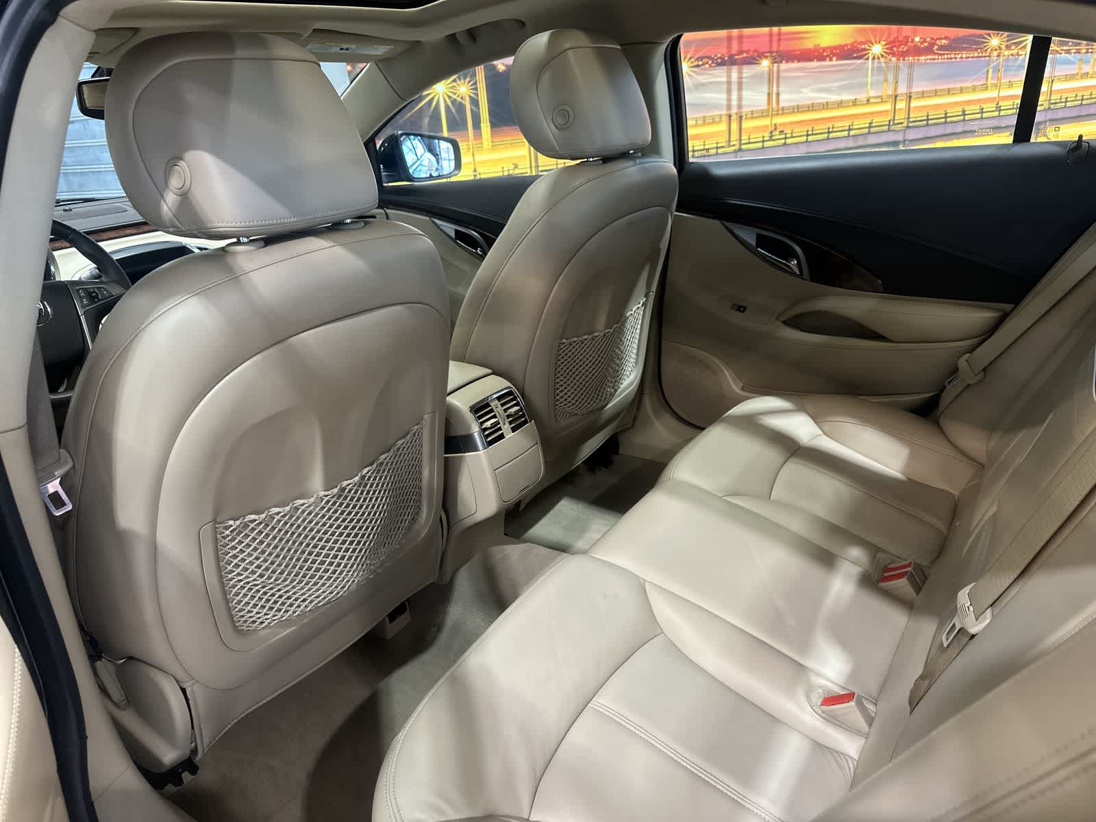 Thumbnail: 2010 Buick LaCrosse - 24