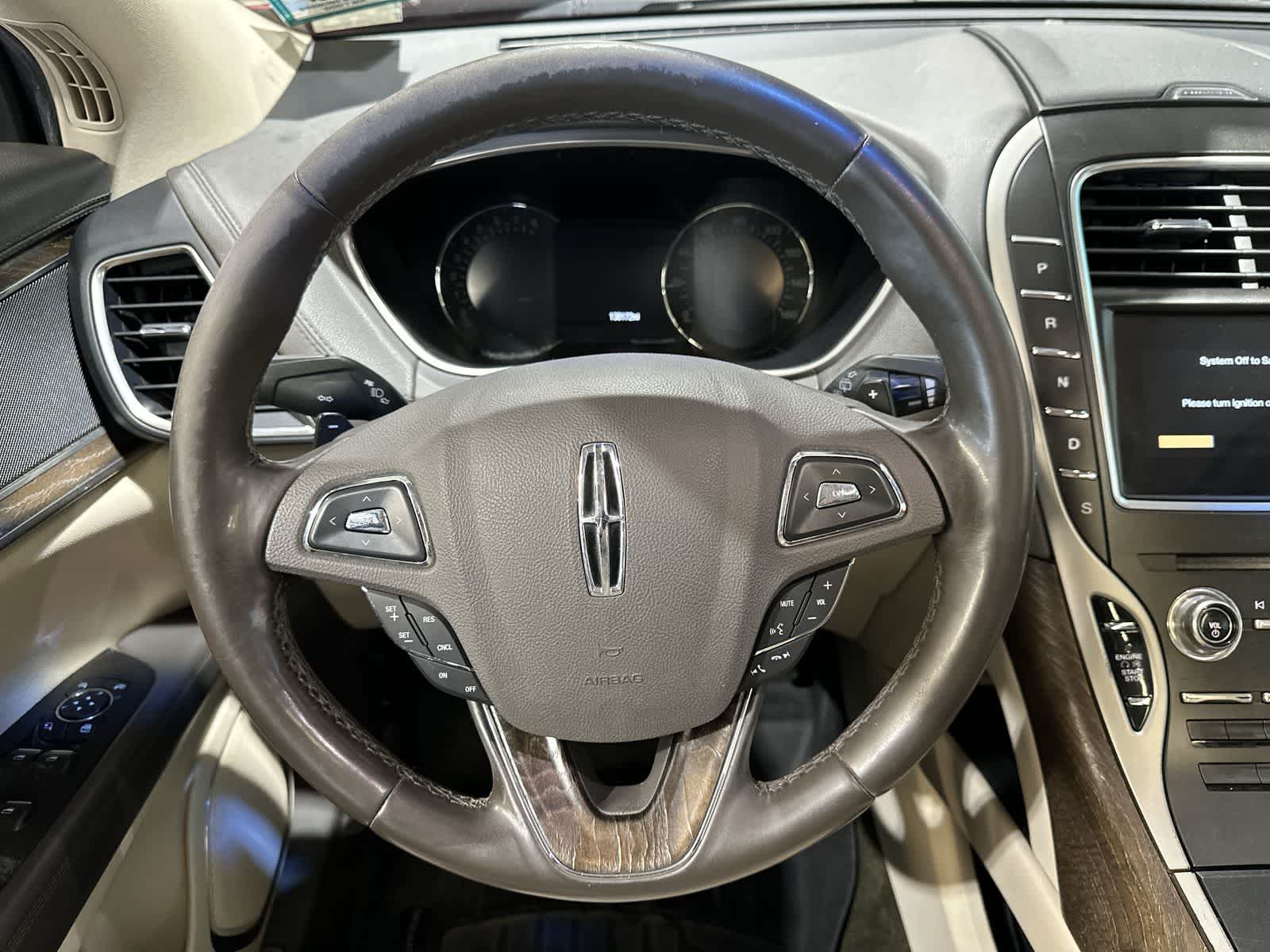 Thumbnail: 2016 Lincoln MKX - 27