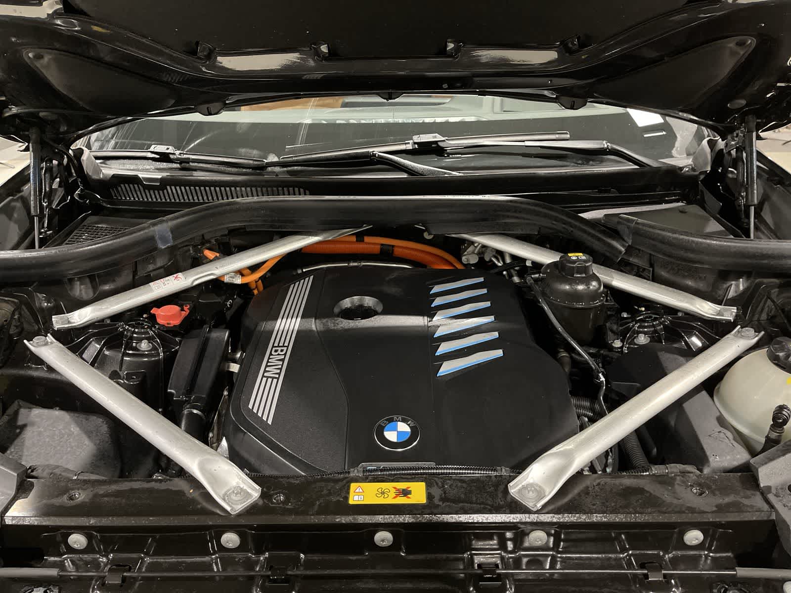 Thumbnail: 2022 BMW X5 - 21