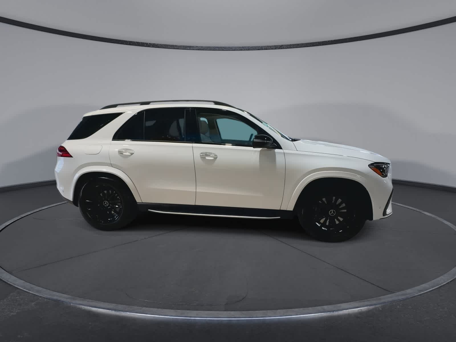 Thumbnail: 2024 Mercedes-Benz GLE - 13