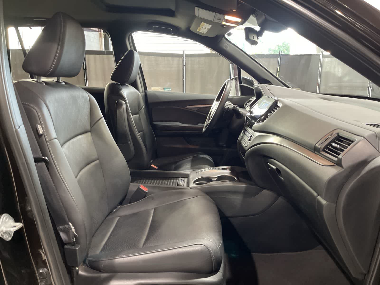 Thumbnail: 2021 Honda Passport - 26
