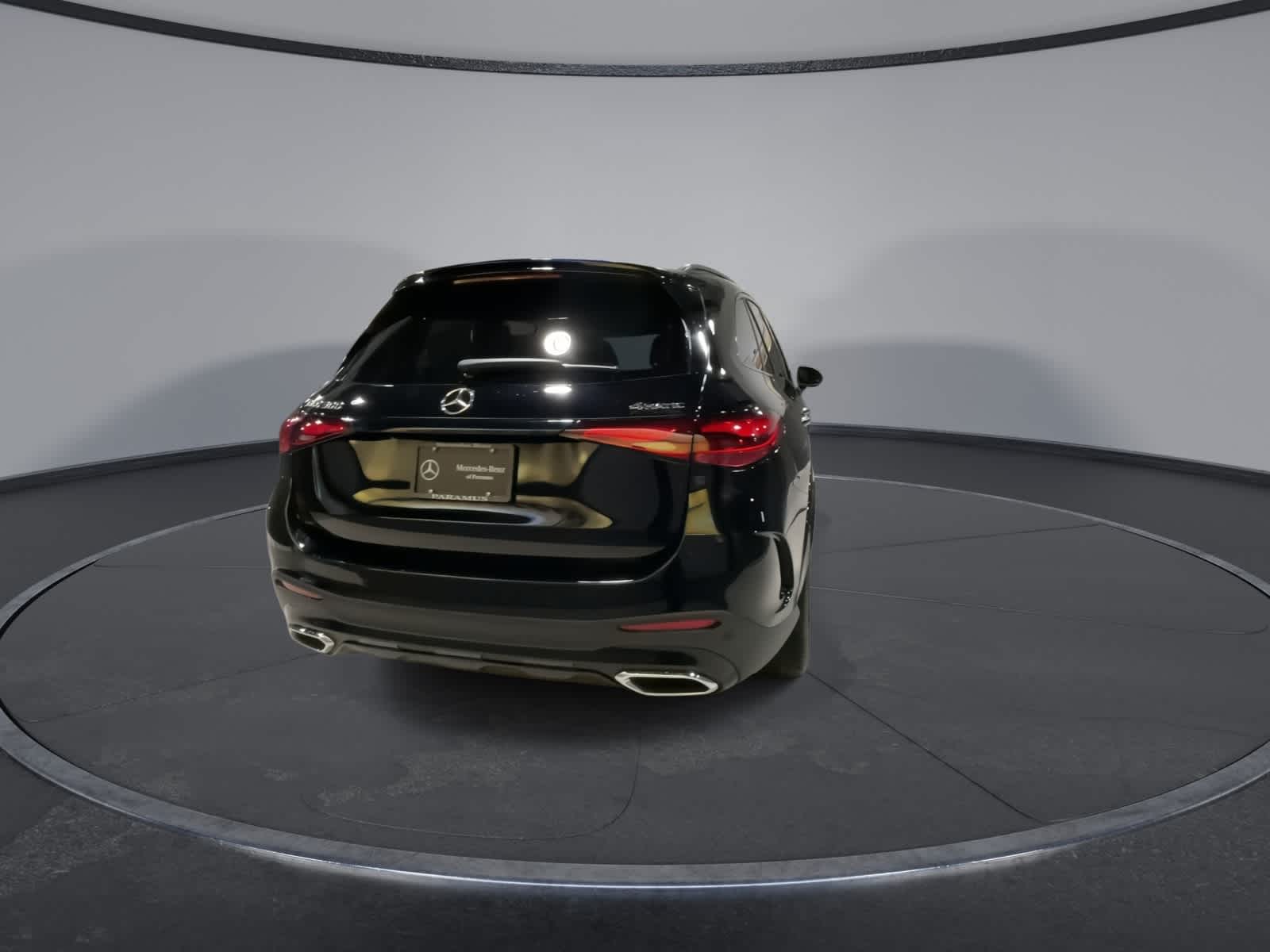 Thumbnail: 2025 Mercedes-Benz GLC - 10